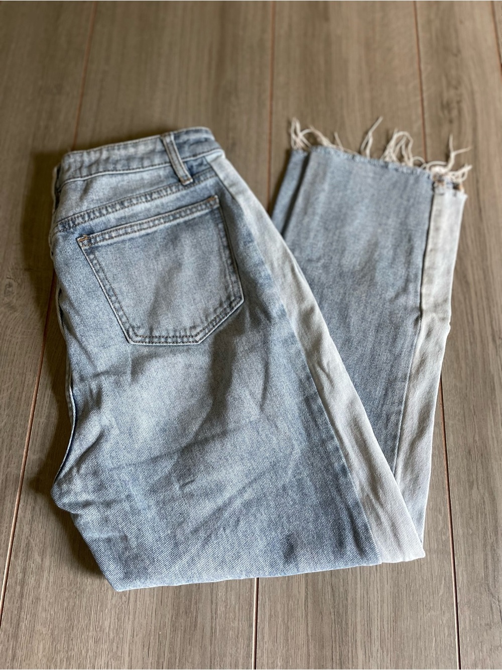 PacSun women's size 26 mom jeans